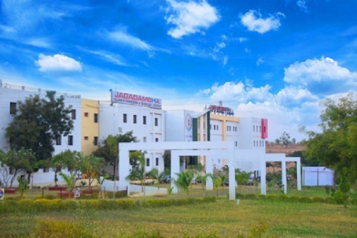 https://cache.careers360.mobi/media/colleges/social-media/media-gallery/4161/2018/10/24/Campus View of Jagadambha College of Engineering and Technology Yavatmal_Campus-View.jpg